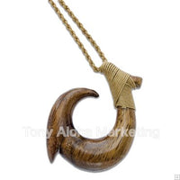 Fish Hook Round Necklace